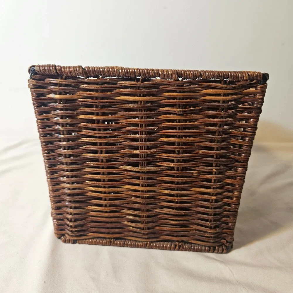 Vintage Brown Wicker Desk Organizer 2-Compartment Woven Mail Sort Basket Rustic